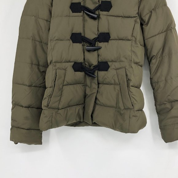 GAP Green Polyester Puffer Jacket | Perfect for Any Occasion - Picture 3 of 6